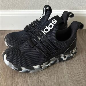 Adidas Lite Racer Adapt - Kids size 2